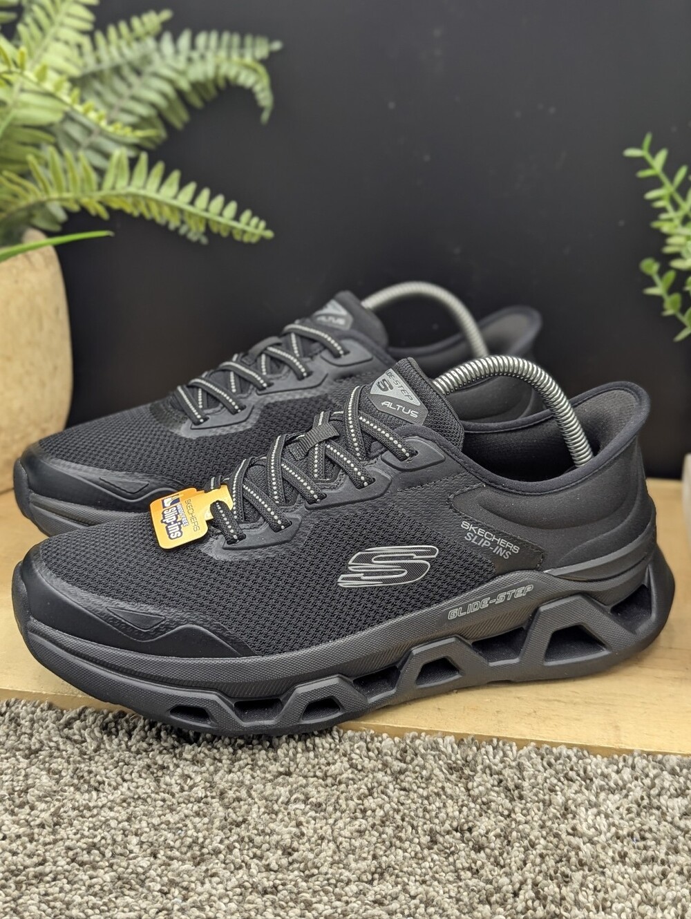 Skechers Glide Step Mens Size 8 Running Shoes Casual Comfort Walking Work